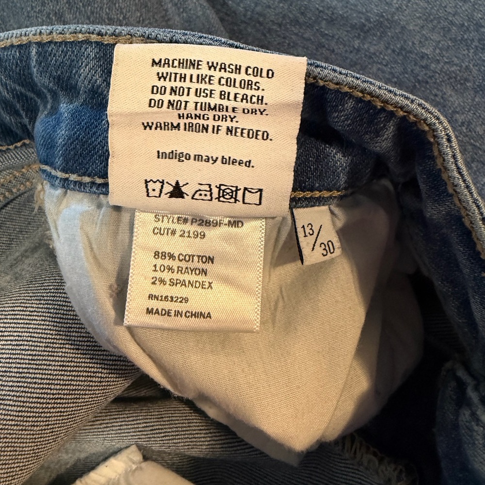 Petra Flare Jeans Size 13/30 Medium Wash High Rise Distressing Stretch - Picture 12 of 13